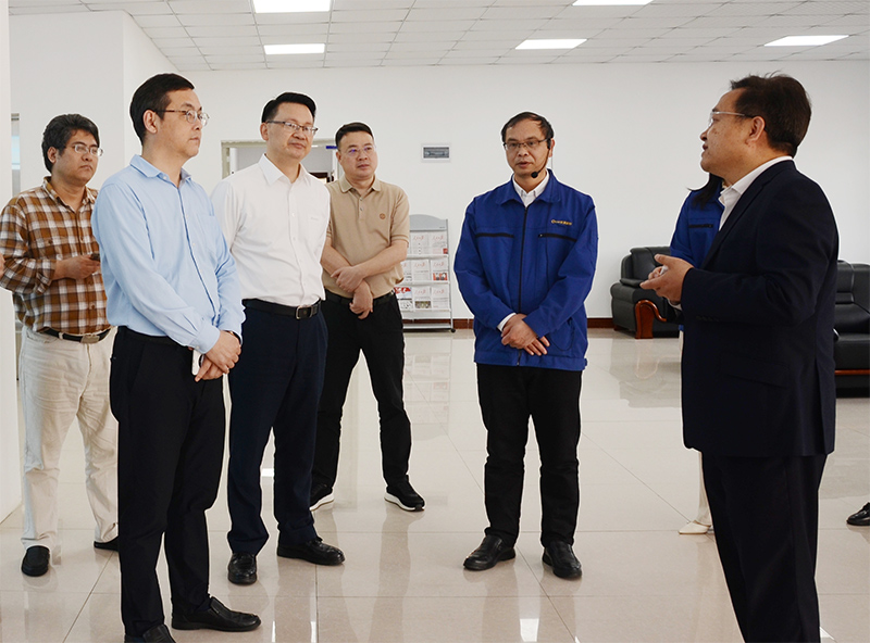 Tsinghua University Shenzhen International Graduate School Faculty Delegation Visits Omat for Research