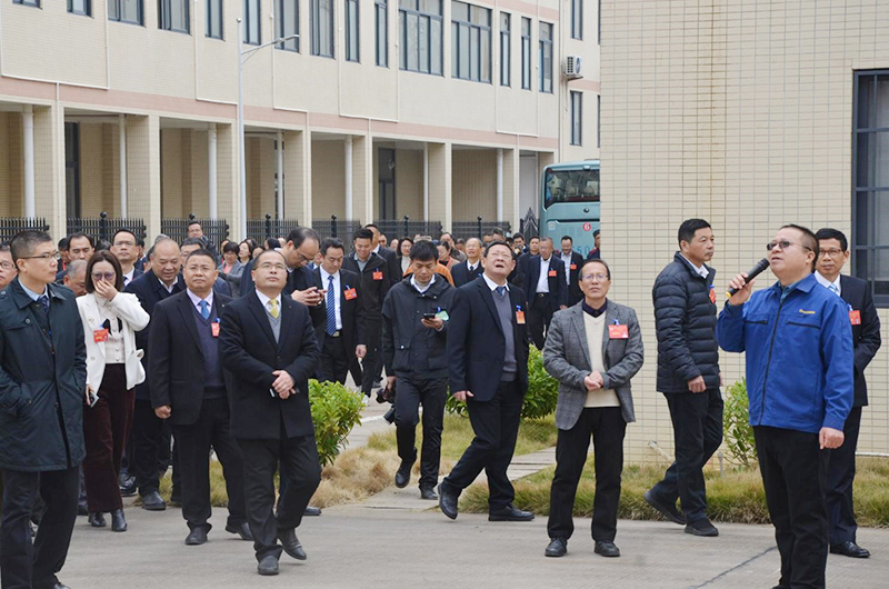 Deputies to the 13th Shaoguan CPPCC Third Session Visit Omat for Research