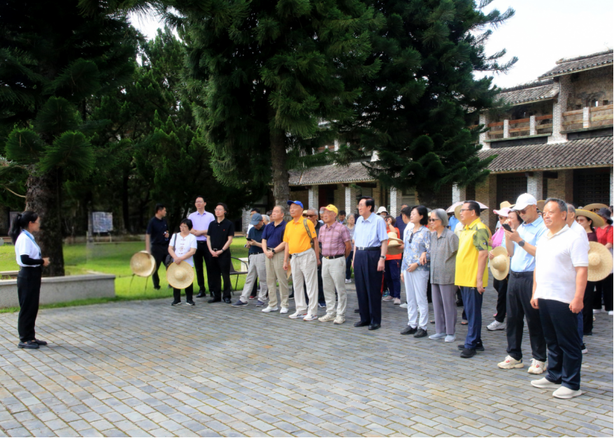 Provincial Party Committee Old Cadres Bureau Organizes Provincial Veteran Cadres to Visit Shaoguan